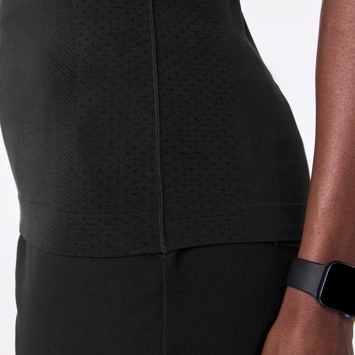 Salta Seamless Short-Sleeve Underscrub