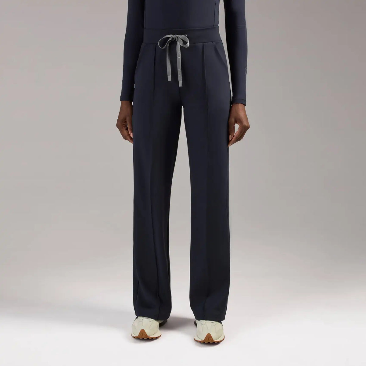 Piedra High-Rise Straight-Leg Scrub Pant