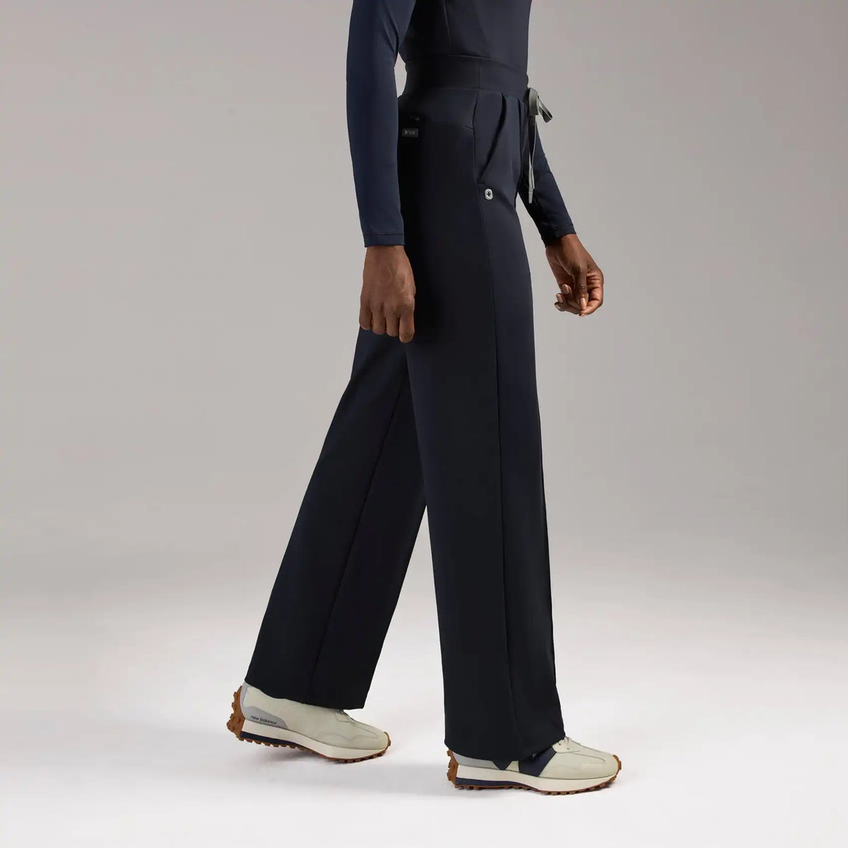 Piedra High-Rise Straight-Leg Scrub Pant