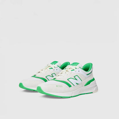FIGS | New Balance 997R