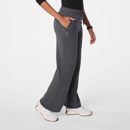 Off-Shift Wide-Leg Sweatpants™