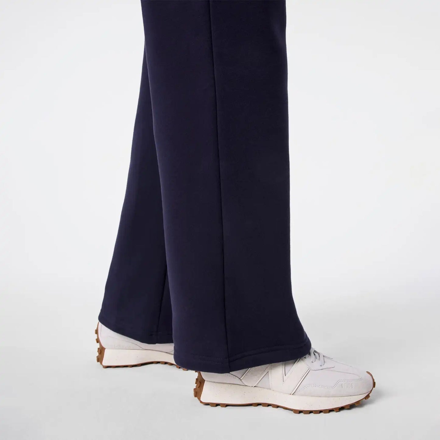 Off-Shift Wide-Leg Sweatpants™