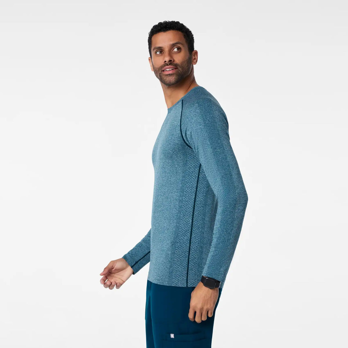 Makato Seamless Long-Sleeve Underscrub