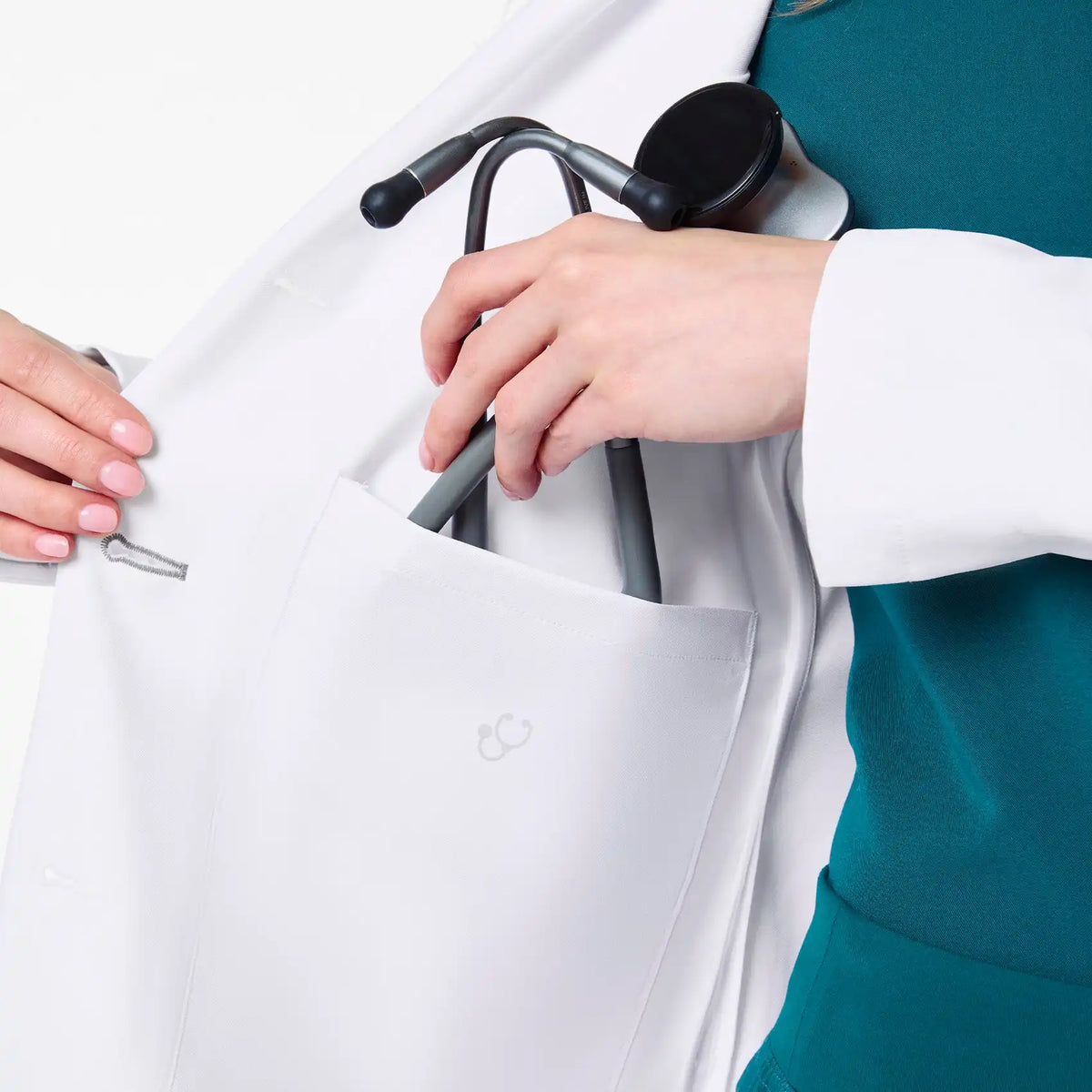 Bellevue Long Slim Lab Coat
