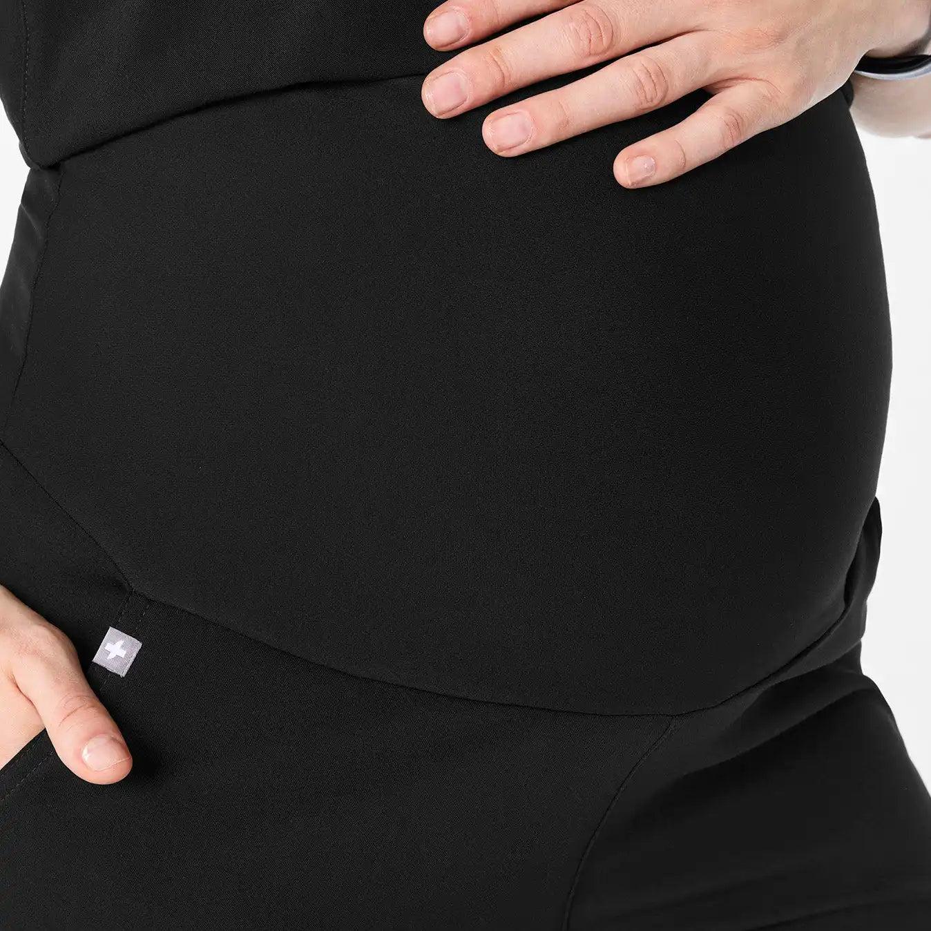 Zamora Maternity Jogger Scrub Pant