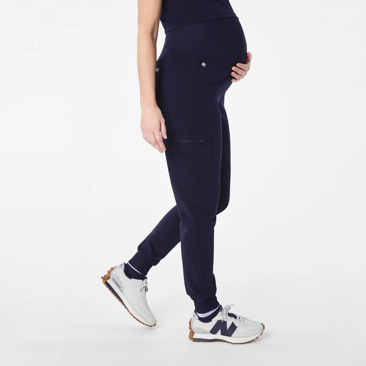 Zamora Maternity Jogger Scrub Pant