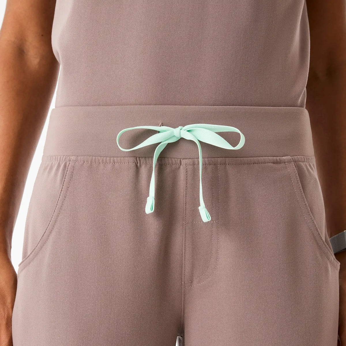 Kade Straight-Leg Scrub Pant™