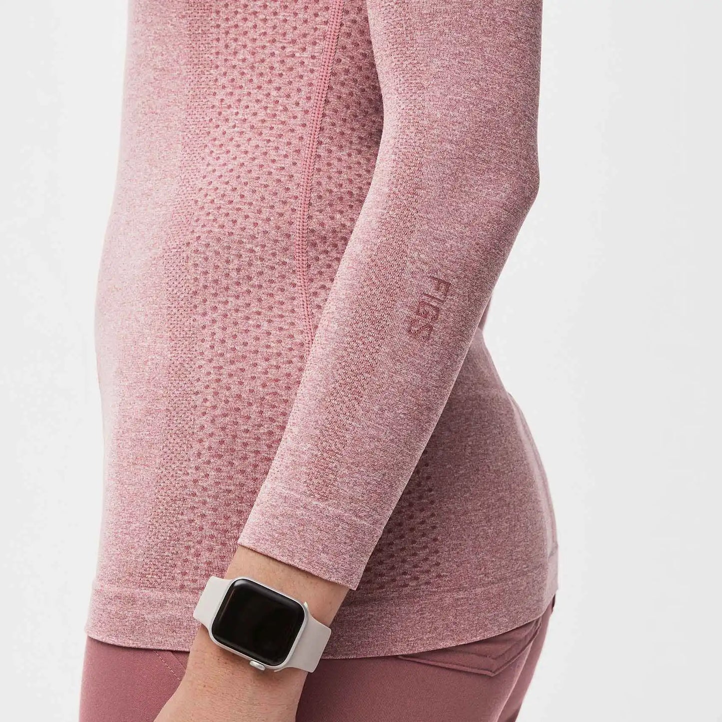 Salta Seamless Long-Sleeve Underscrub