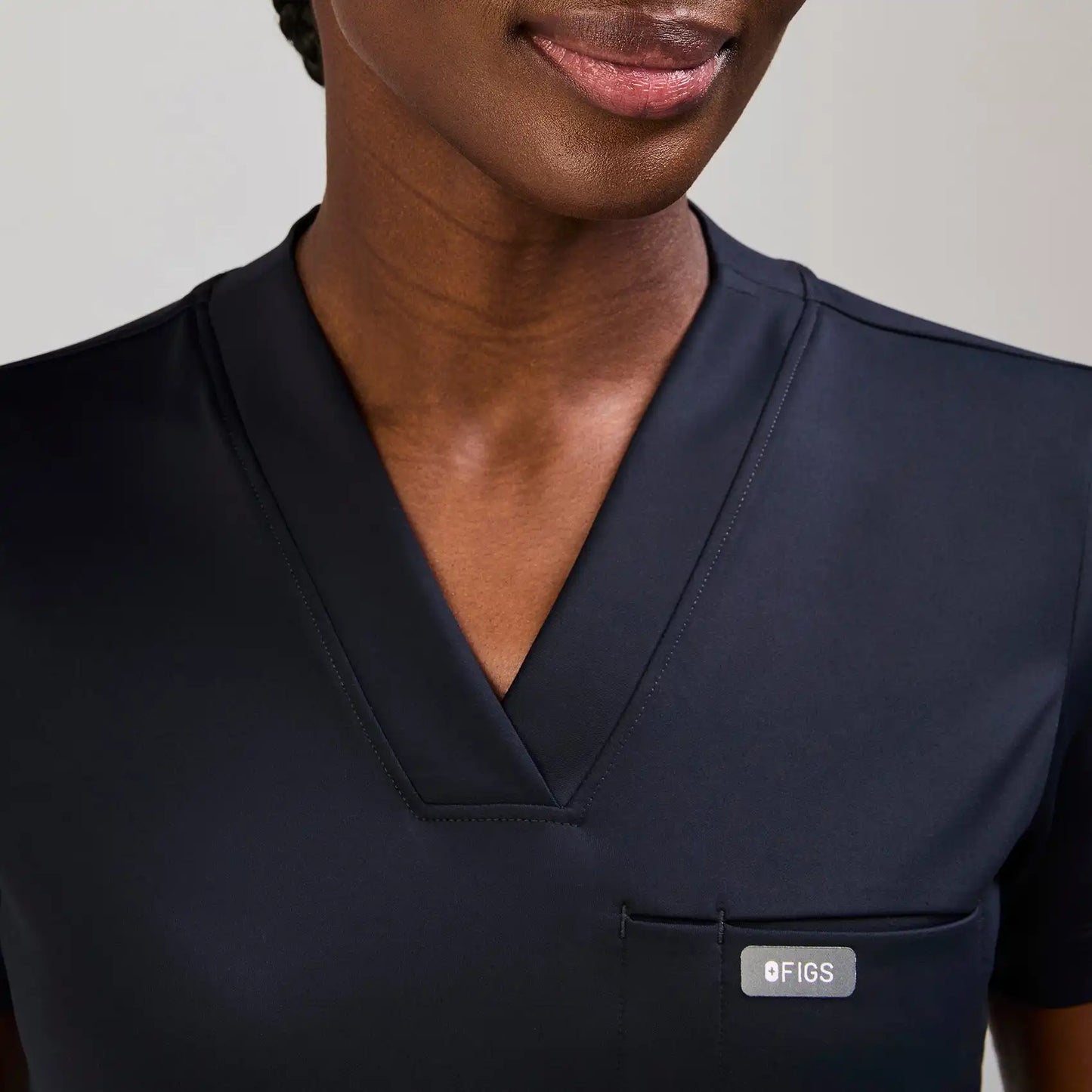 Sona Slim Scrub Top