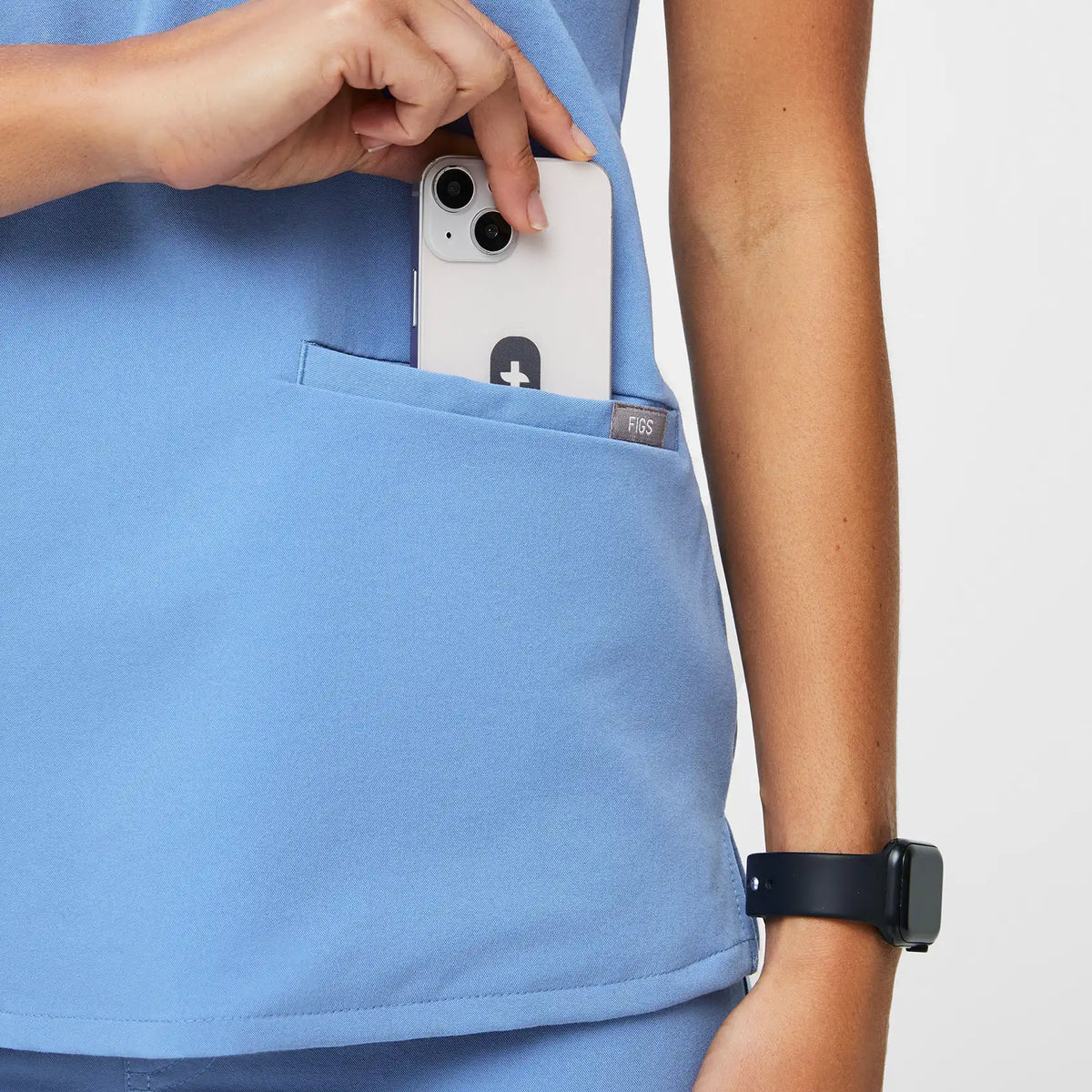 Casma Scrub Top™