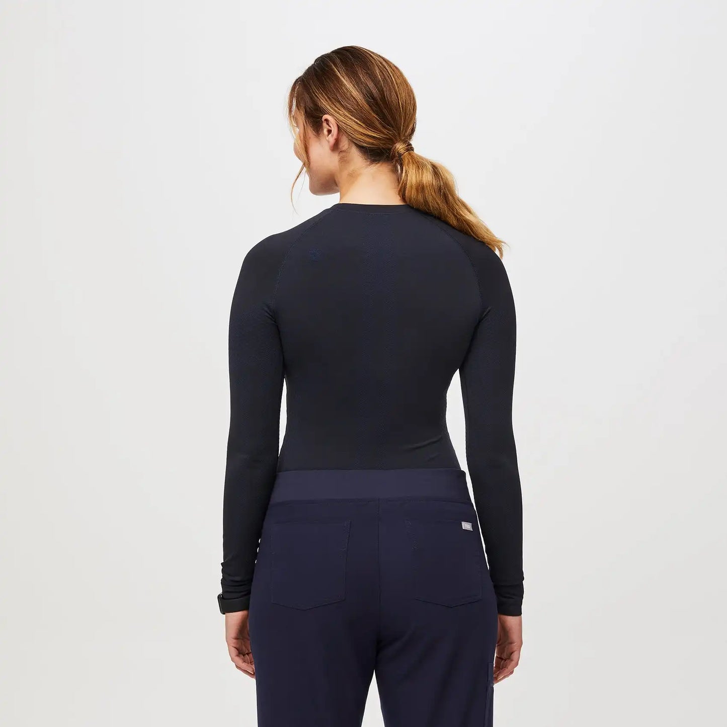 Salta Seamless Long-Sleeve Underscrub